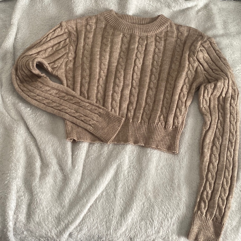knitted crop top